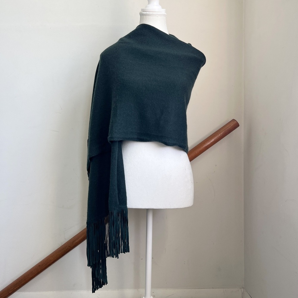 M.I.L.A 100% Cashmere Suede Leather Fringe Wrap Scarf Shawl Green Luxury Knit - Picture 8 of 12